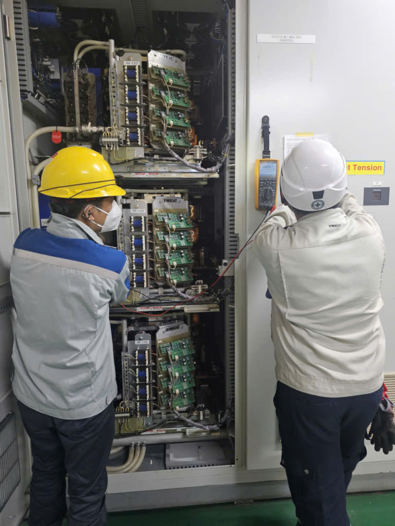 Maintenance for medium voltage systems